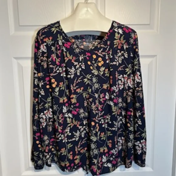 St Johns Bay Floral Pattern Blouse, 1X - Picture 1 of 8